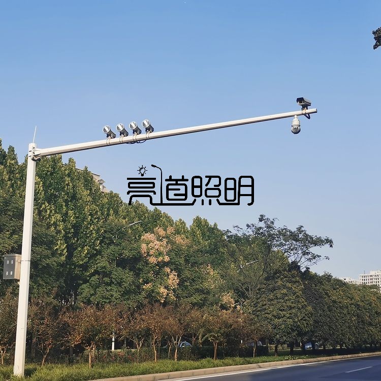 遼寧紅綠燈交通信號燈桿監(jiān)控立桿